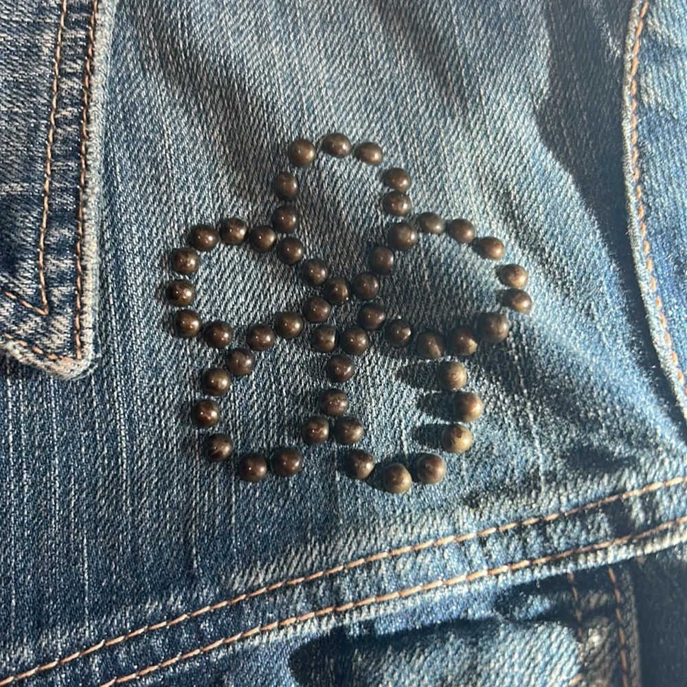 Jean jacket - Picture 7 of 9